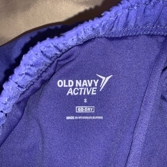 Old navy shorts - Picture 4 of 4